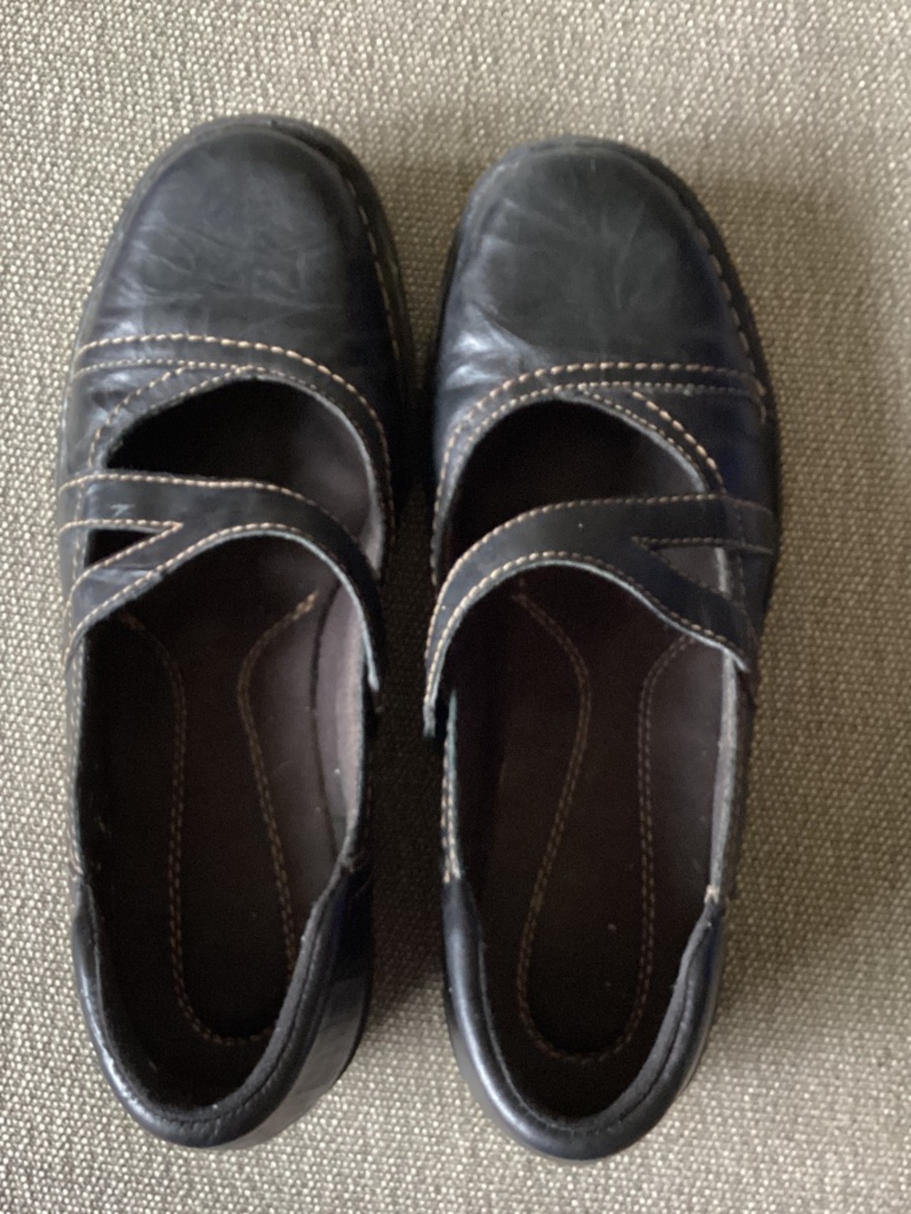 Clarks Black Leather Mary Jane-Style Slip-On Loafers